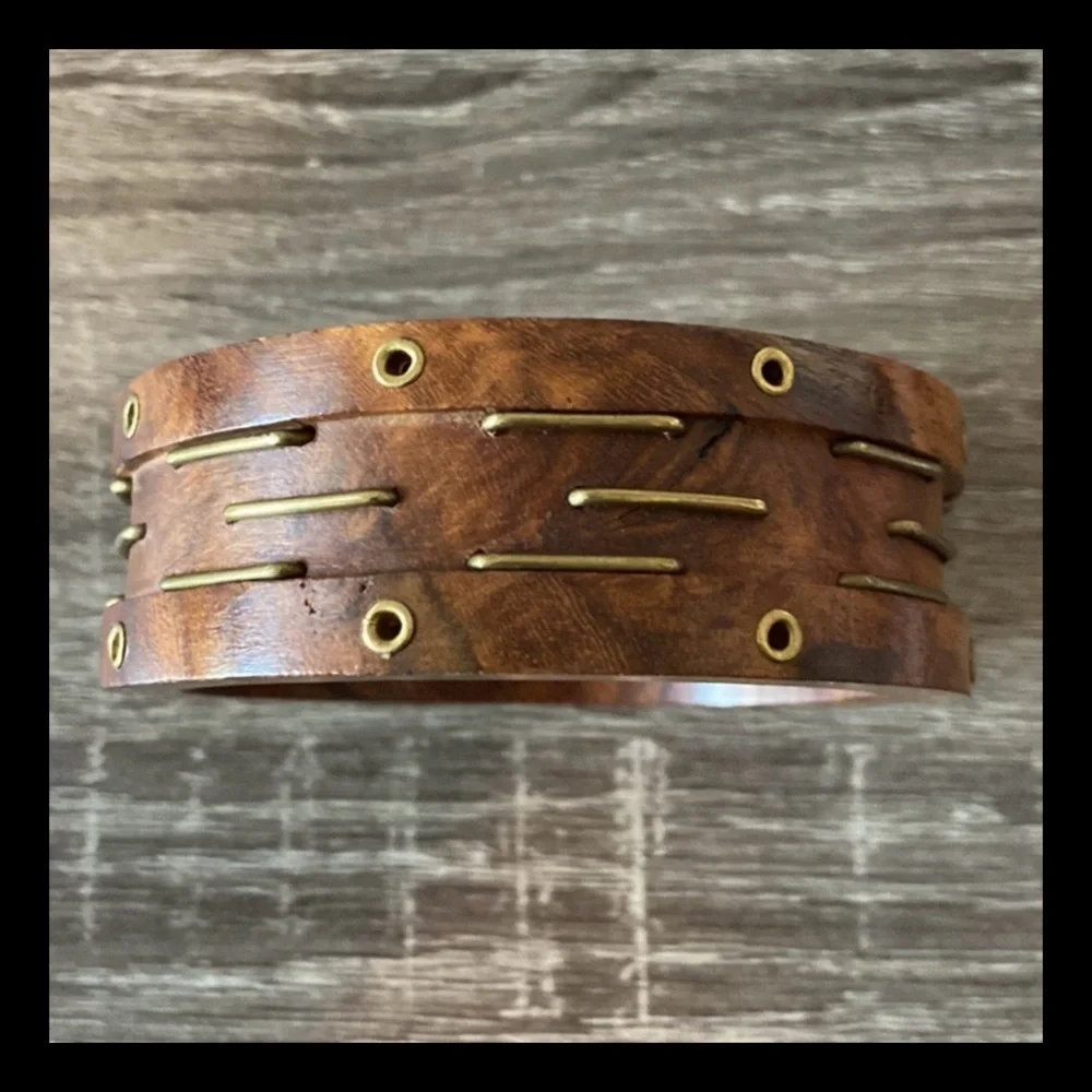 Boho wood bracelet gold wire hippie western coastal cowgirl festival resortwear